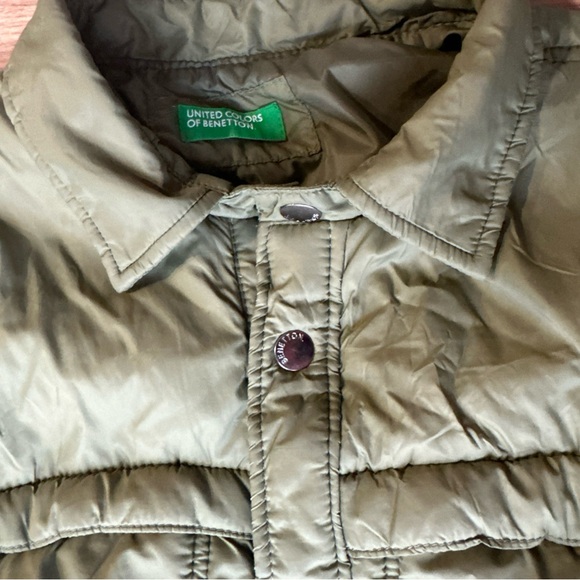 United Colors of Benetton Lightweight Packable puffer Coat Jacket Green Small - Picture 3 of 9
